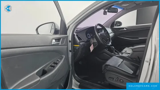 HYUNDAI TUCSON DIESEL 2.0 4WD