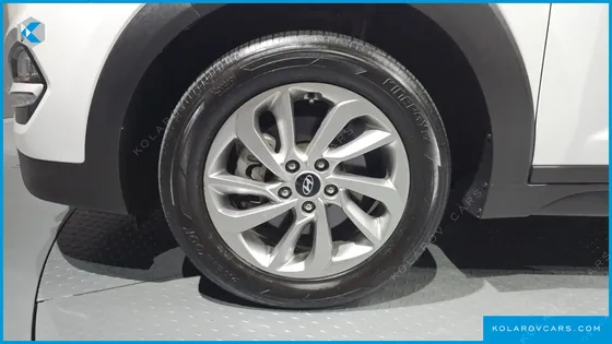 HYUNDAI TUCSON DIESEL 1.7 2WD