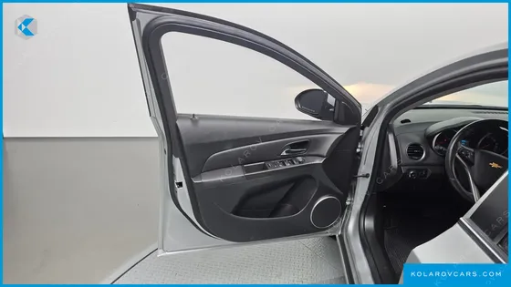 CHEVROLET (GM DAEWOO) CRUZE 1.8 LT DELUXE