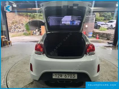 HYUNDAI VELOSTER UNIQUE