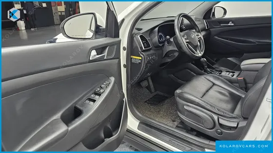 HYUNDAI TUCSON DIESEL 1.6 2WD