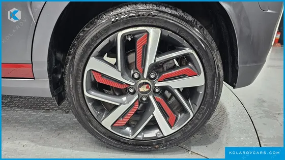 HYUNDAI KONA 1.6 TURBO 4WD
