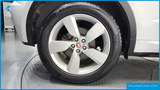 JAGUAR E-PACE R250 R-DYNAMIC SE