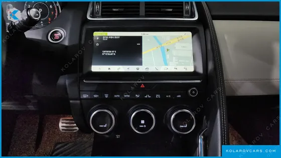 JAGUAR E-PACE R250 R-DYNAMIC SE