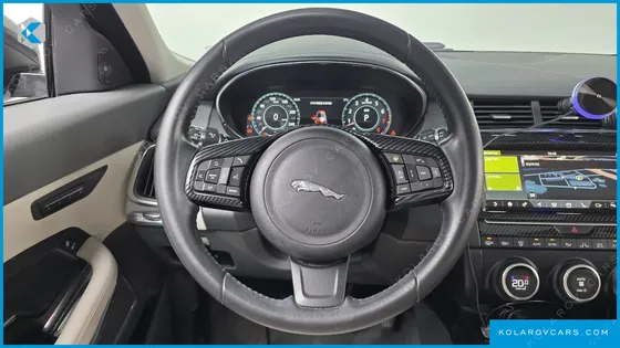 JAGUAR E-PACE P250 SE