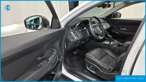 JAGUAR E-PACE D180 SE