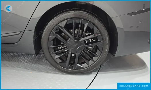 KIA K8 SIGNATURE BLACK
