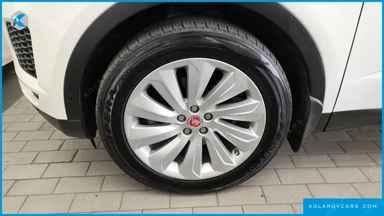 JAGUAR E-PACE D180 SE