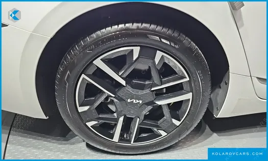 KIA K8 SIGNATURE