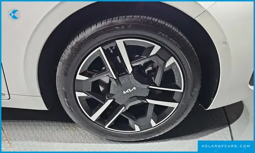 KIA K8 SIGNATURE