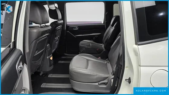 KGM - SSANGYONG KORANDO 4WD GT 9-SEATER