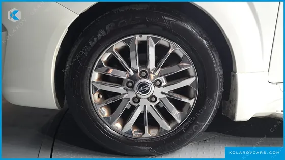 KGM - SSANGYONG KORANDO 4WD EXTREME 9-SEATER