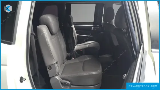 KGM - SSANGYONG KORANDO 4WD EXTREME 9-SEATER
