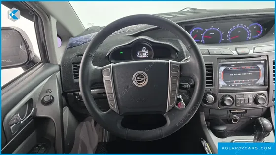 KGM - SSANGYONG KORANDO 4WD LT 11-SEATER