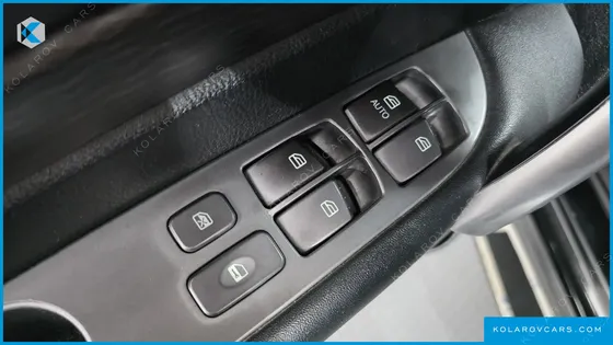 KGM - SSANGYONG KORANDO 4WD OUTDOOR EDITION 9-SEATER