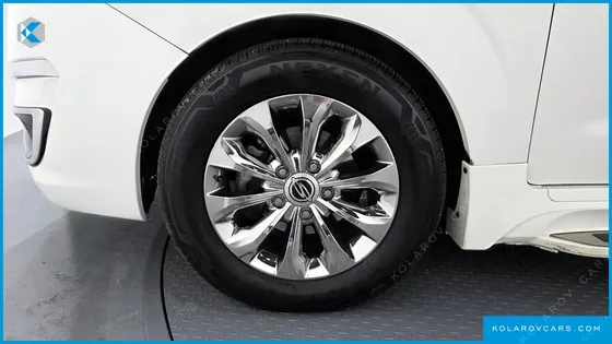 KGM - SSANGYONG KORANDO 4WD OUTDOOR EDITION 9-SEATER