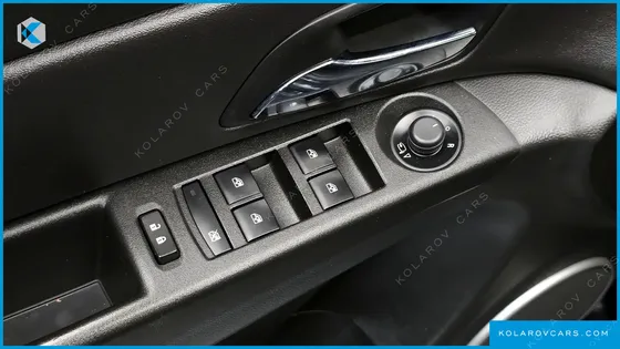 CHEVROLET (GM DAEWOO) CRUZE 1.8 LTZ