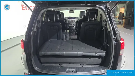 KGM - SSANGYONG KORANDO 4WD CHATEAU 9-SEATER
