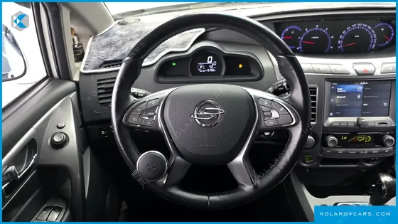 KGM - SSANGYONG KORANDO 4WD TX 9-SEATER