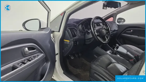 KIA PRIDE 1.4 DIESEL HATCHBACK