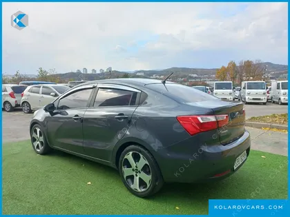 KIA PRIDE 1.6 GDI SEDAN