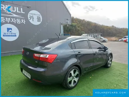 KIA PRIDE 1.6 GDI SEDAN