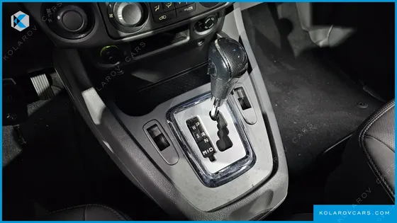 KGM - SSANGYONG KORANDO 4WD LT 11-SEATER