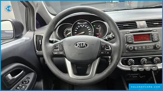 KIA PRIDE 1.4 MPI SEDAN