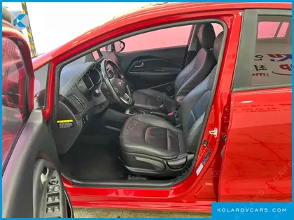 KIA PRIDE 1.4 MPI SEDAN