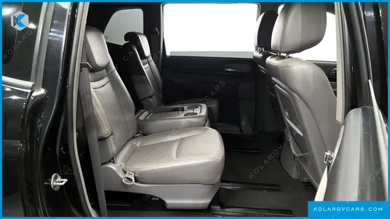 KGM - SSANGYONG KORANDO 4WD CHATEAU 9-SEATER