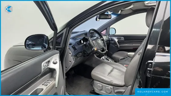 KGM - SSANGYONG KORANDO 4WD 9-SEATER ADVENTURE 60TH EDITION