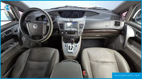 KGM - SSANGYONG KORANDO 4WD CHATEAU 11-SEATER