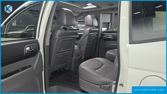 KGM - SSANGYONG KORANDO 4WD TX 9-SEATER