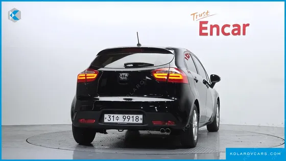 KIA PRIDE 1.6 GDI HATCHBACK