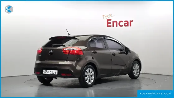 KIA PRIDE 1.4 MPI HATCHBACK