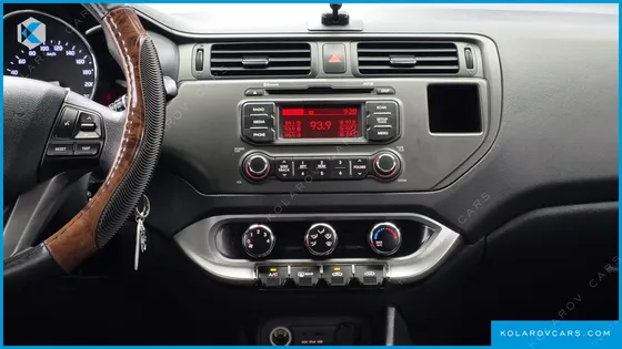 KIA PRIDE 1.4 MPI HATCHBACK