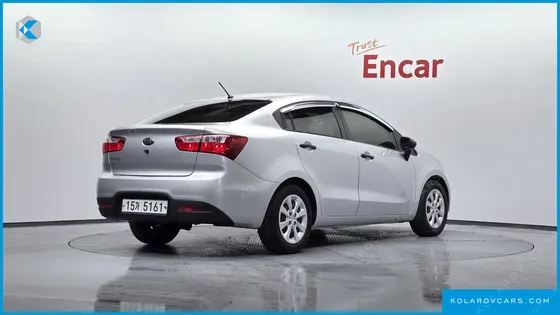KIA PRIDE 1.4 MPI SEDAN