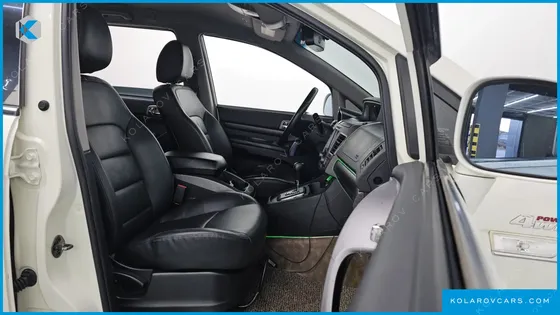 KGM - SSANGYONG KORANDO 4WD TX 9-SEATER
