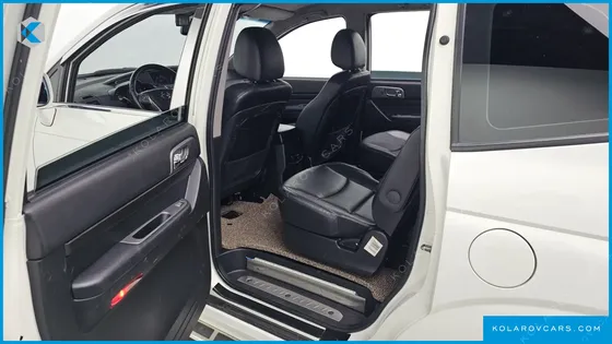 KGM - SSANGYONG KORANDO 4WD TX 9-SEATER