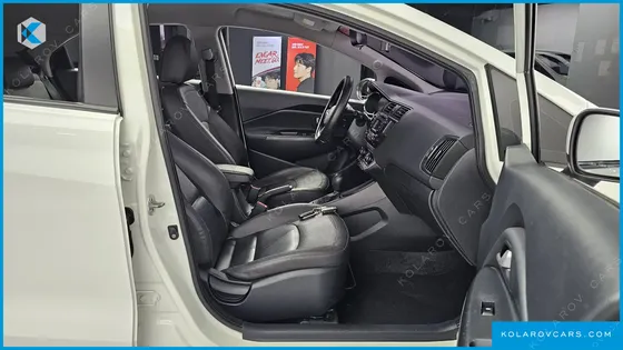 KIA PRIDE 1.6 GDI HATCHBACK