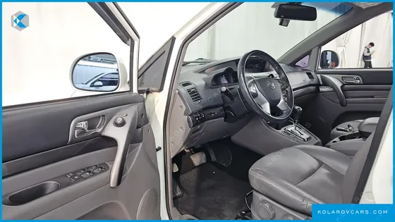 KGM - SSANGYONG KORANDO 4WD EXTREME 9-SEATER