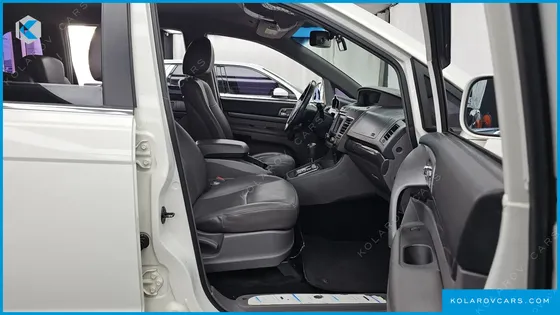 KGM - SSANGYONG KORANDO 4WD EXTREME 9-SEATER