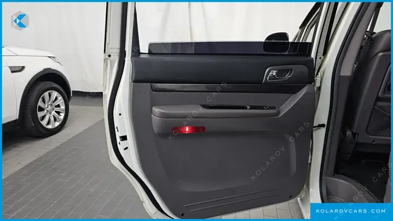 KGM - SSANGYONG KORANDO 4WD EXTREME 9-SEATER