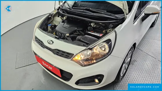 KIA PRIDE 1.6 GDI HATCHBACK