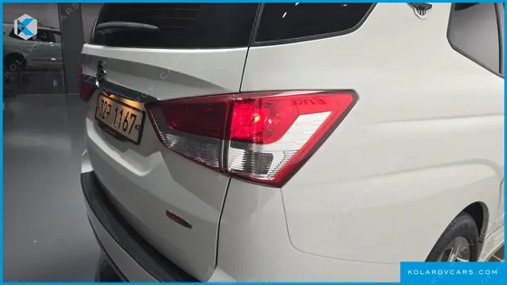 KGM - SSANGYONG KORANDO 4WD EXTREME SPORT 9-SEATER