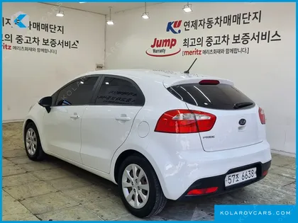 KIA PRIDE 1.4 MPI HATCHBACK