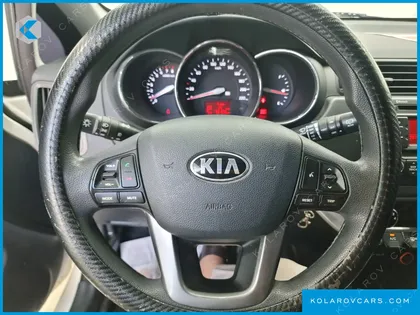 KIA PRIDE 1.4 MPI HATCHBACK