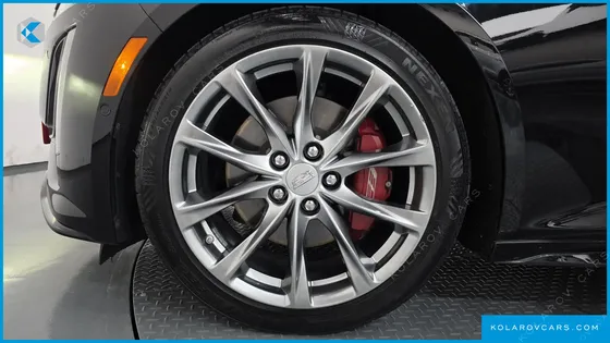 CADILLAC CT5 2.0 SPORT