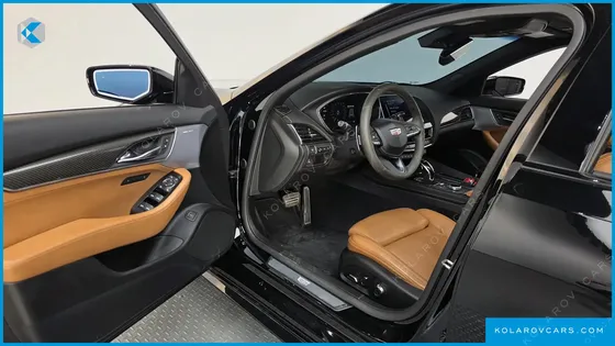 CADILLAC CT5 2.0 SPORT