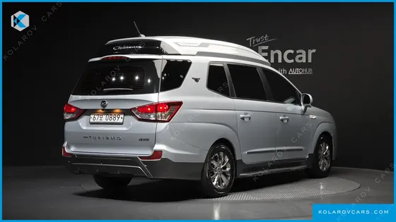 KGM - SSANGYONG KORANDO 4WD CHATEAU 9-SEATER
